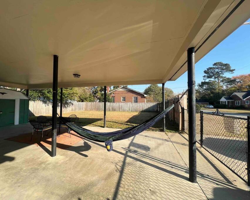 Cozy Brick House Mins To Hospital Villa Goldsboro Exterior photo